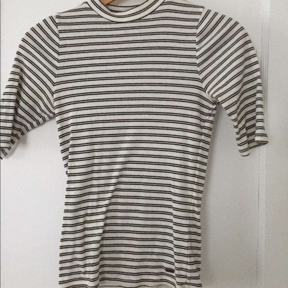 Hollister crop top